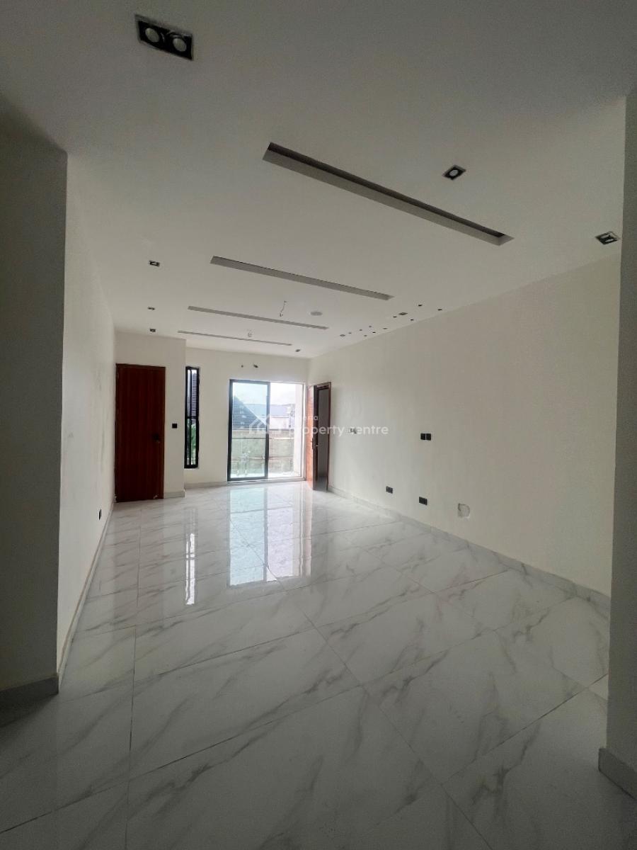 2bedroom Apartment, Ologolo, Lekki, Lagos, Flat / Apartment for Rent