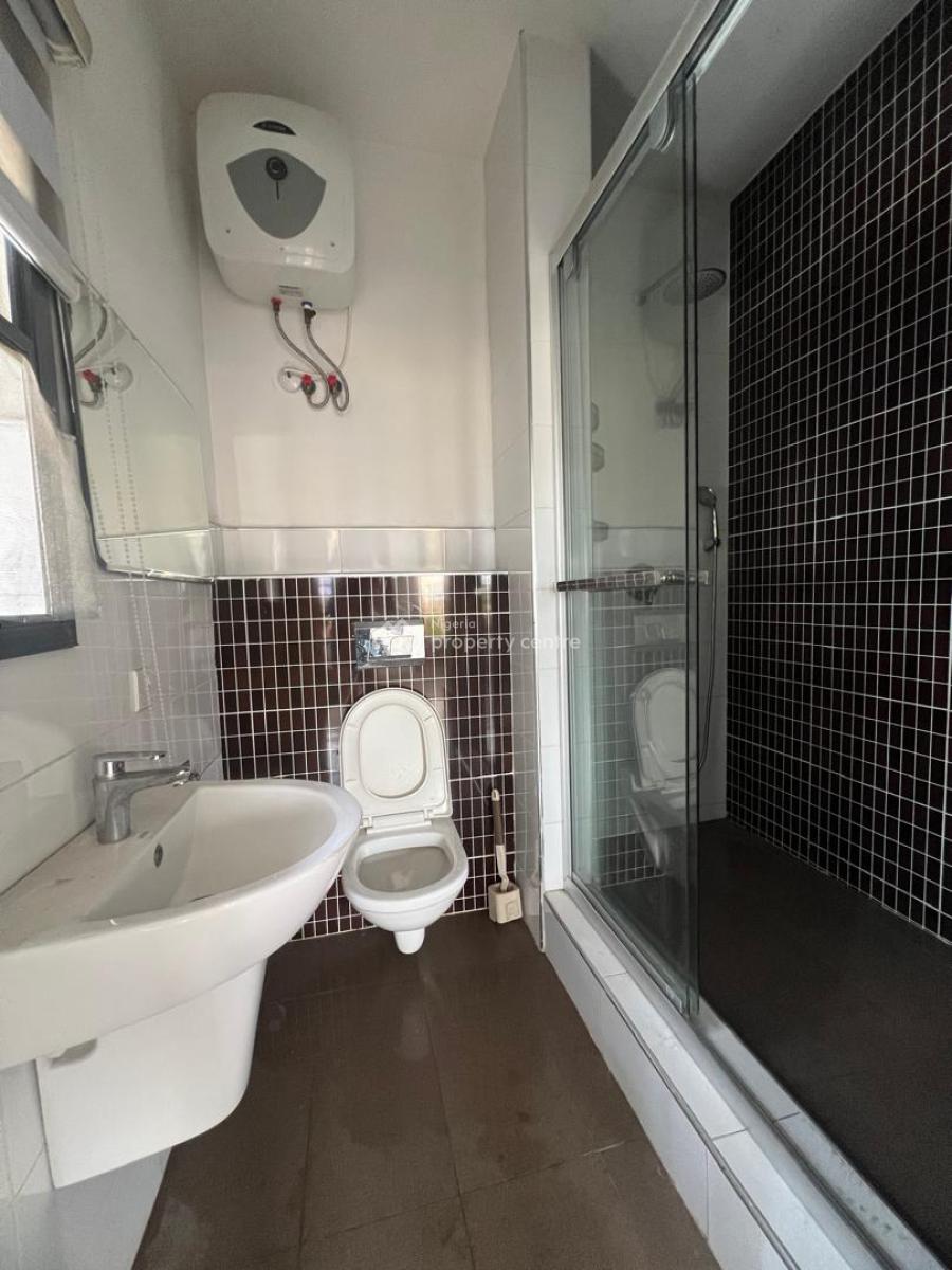 Well Maintained 3 Bedroom Apartment, Oniru Estate, Victoria Island (vi), Lagos, Flat / Apartment for Sale