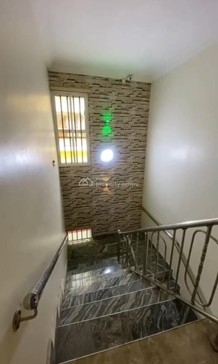 Upstairs Studio Apartment at Bera Estate Chevron { Video}, Bera Estate Chevron, Lekki, Lagos, Self Contain (single Rooms) for Rent