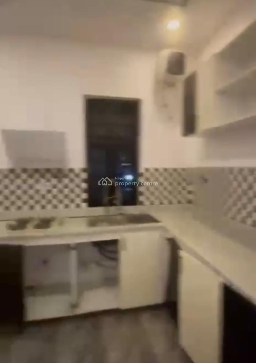 Luxury Miniflat Upstairs with Fitted Kitchen, Chevy View Estate Chevron Drive, Lekki, Lagos, Mini Flat (room and Parlour) for Rent