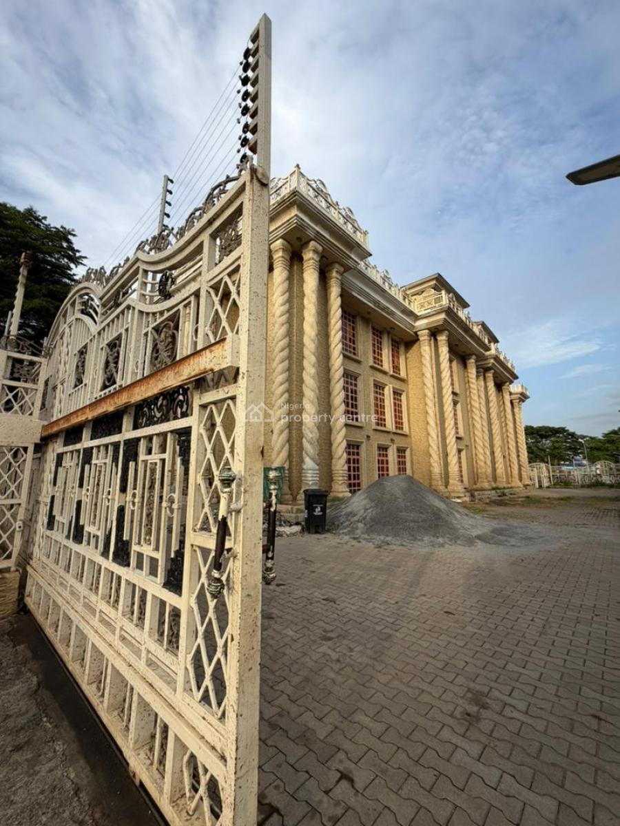 Luxury 20-bedroom Fully Detached Mansion, Wuse 2, Abuja, Commercial Property for Rent