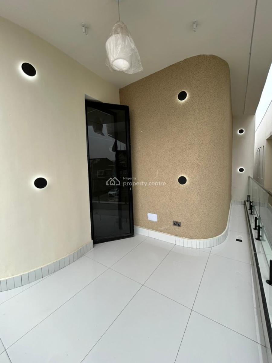 5 Bedroom Detached House with Bq, Lekki, Lagos, Detached Duplex for Sale