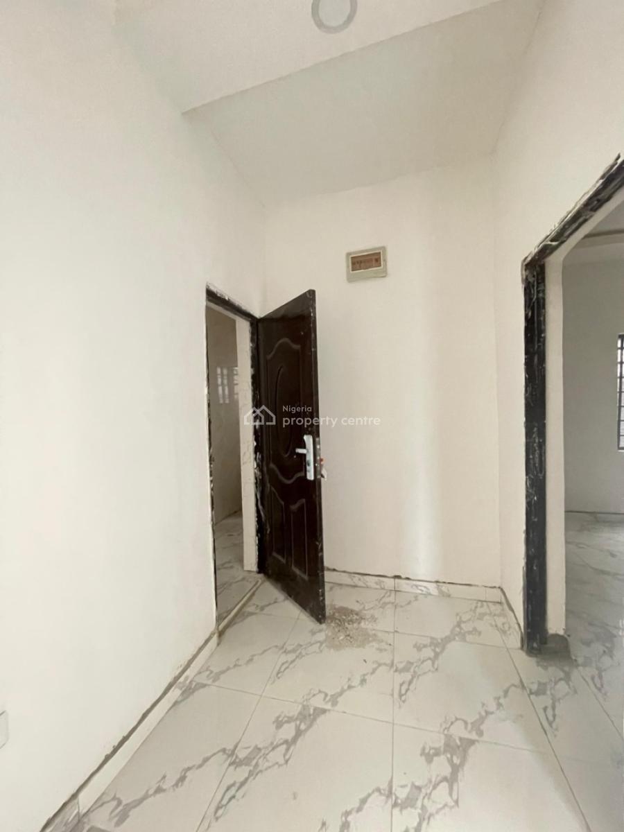 Tenanted 1 Bedroom Apartment, Sangotedo, Ajah, Lagos, Mini Flat (room and Parlour) for Sale