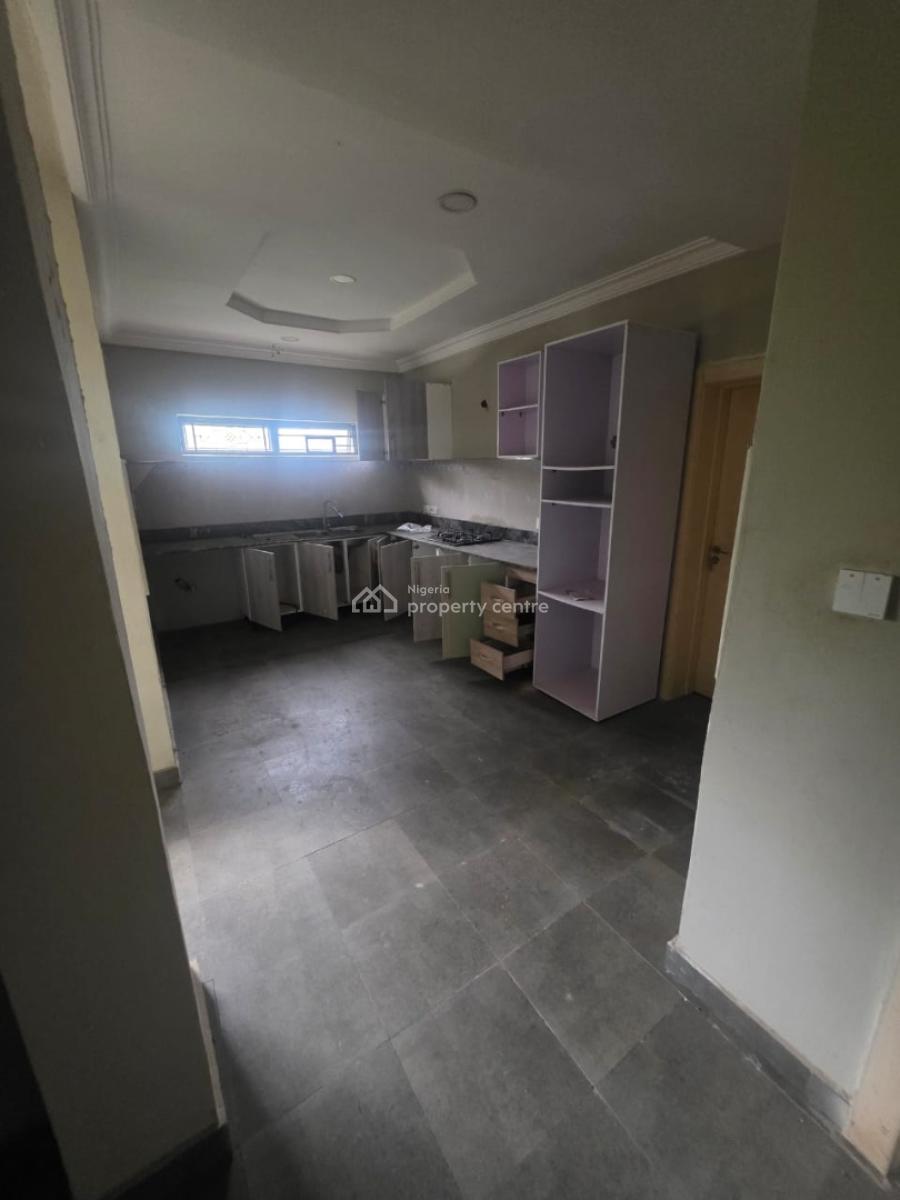 Executive Luxury 3 Bedroom Flat Upstairs, Lekki County Homes Phase 2, Ikota, Ikota, Lekki, Lagos, Flat / Apartment for Sale
