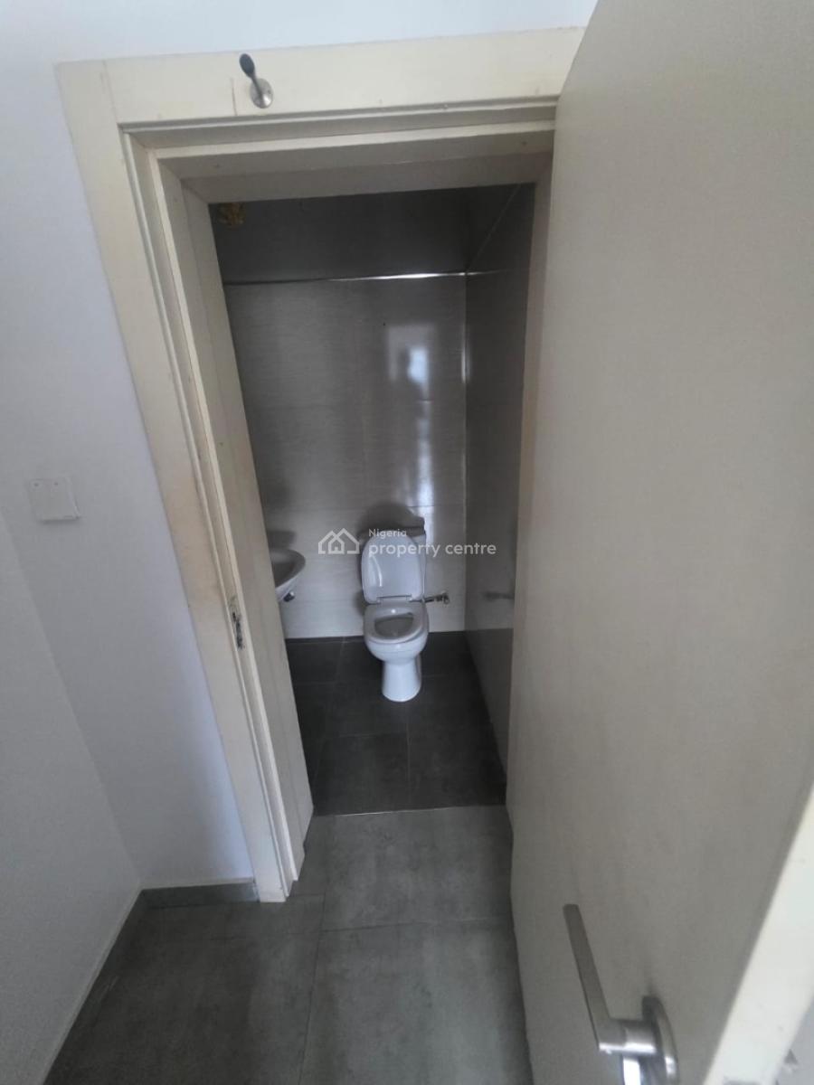 Executive Luxury 3 Bedroom Flat Upstairs, Lekki County Homes Phase 2, Ikota, Ikota, Lekki, Lagos, Flat / Apartment for Sale