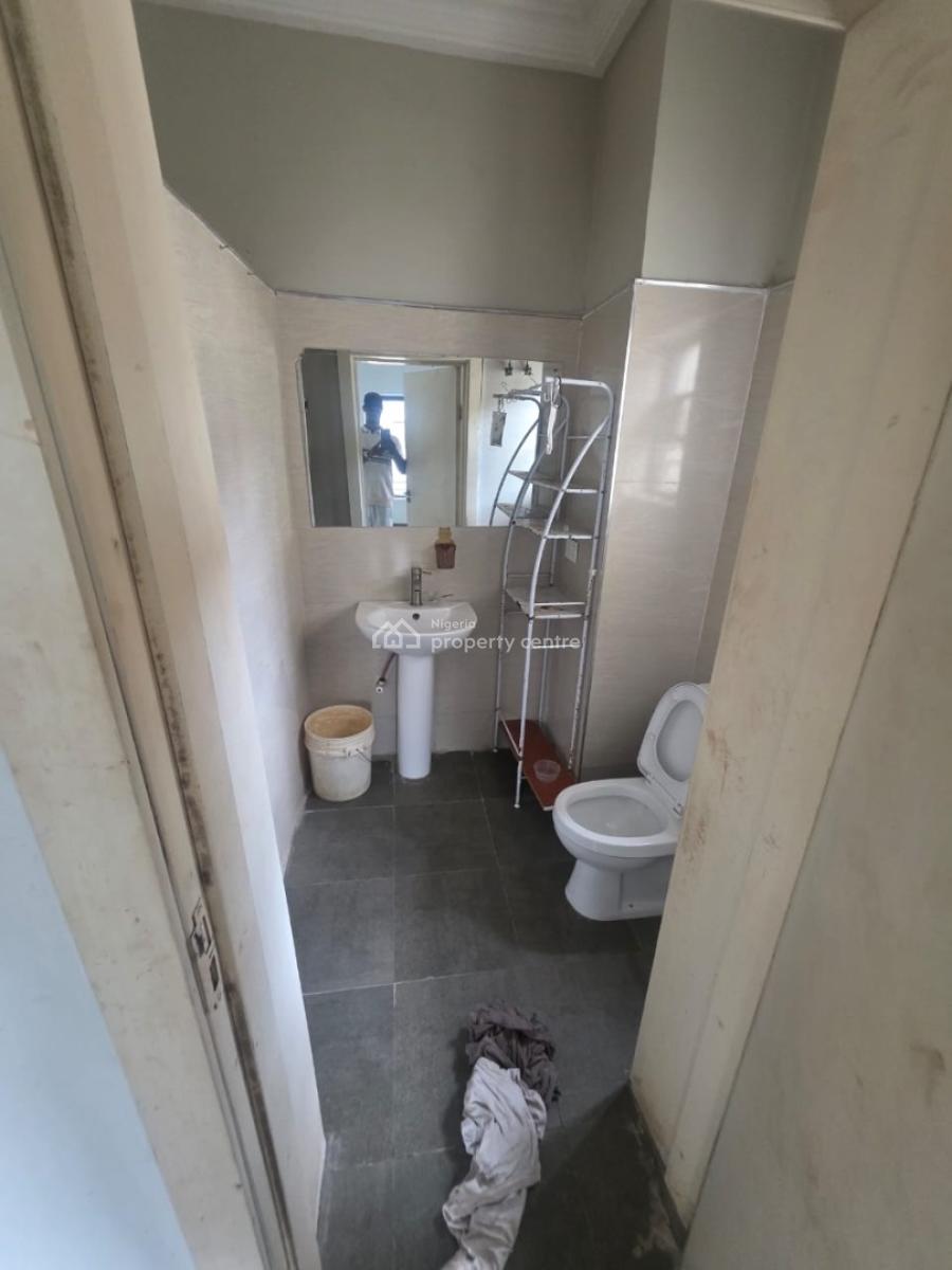 Executive Luxury 3 Bedroom Flat Upstairs, Lekki County Homes Phase 2, Ikota, Ikota, Lekki, Lagos, Flat / Apartment for Sale