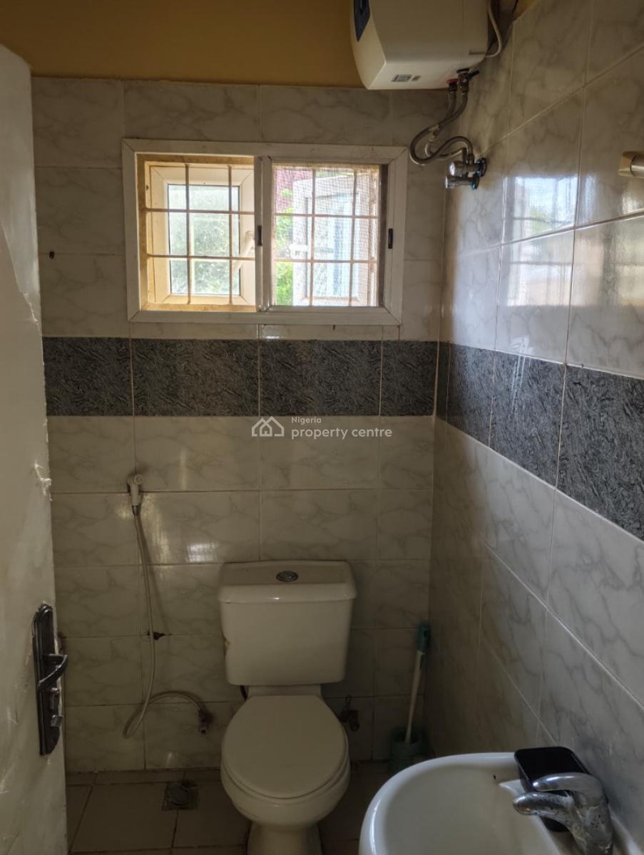 3 Bedroom Flat, Guzape District, Abuja, Flat / Apartment for Rent
