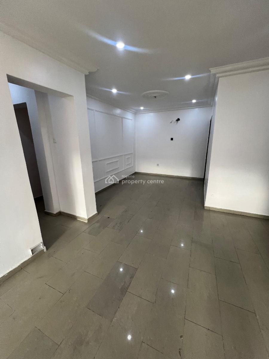 3-bedroom Apartment Located at a Quiet and Peaceful Area, Africa Lane, Lekki Phase 1, Lekki, Lagos, Flat / Apartment for Rent