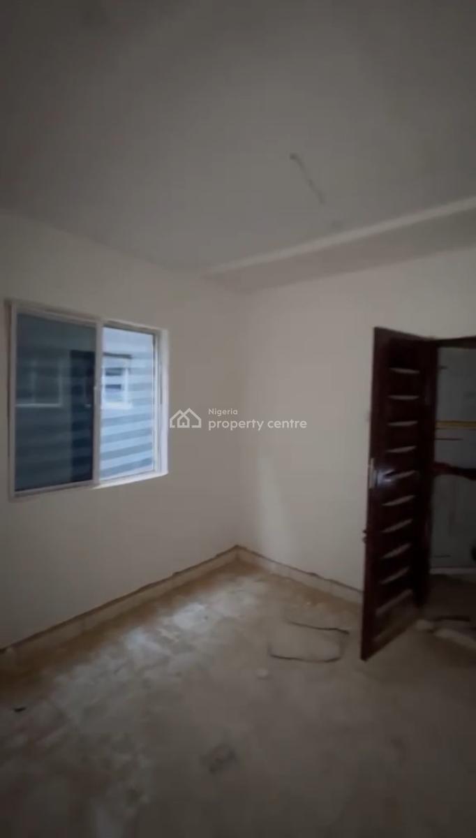 a Standard Mini Flat Available, Off New Garage Road, Bariga, Lagos, Bariga, Shomolu, Lagos, Mini Flat (room and Parlour) for Rent