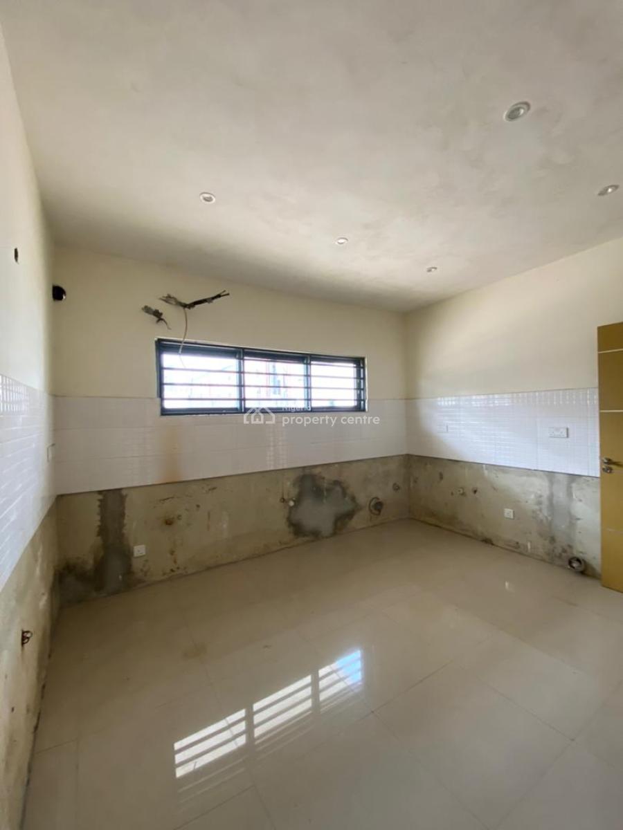 4 Bedroom Terrace with Bq and Private Courtyard, Chevron, Lekki, Lagos, Terraced Duplex for Rent