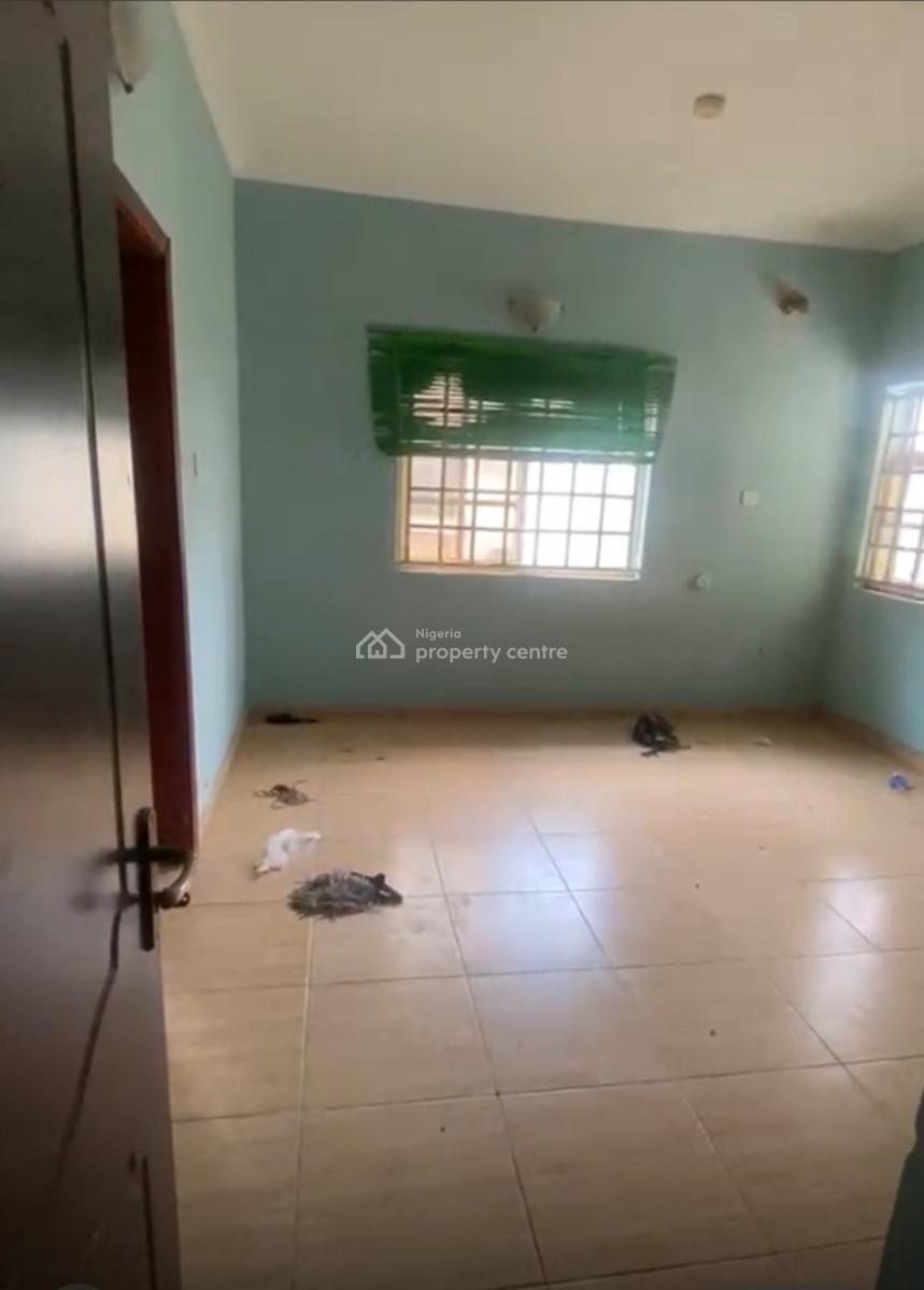 Spacious Semi Master Room, Chinese Estate Mobil Road, Ilaje, Ajah, Lagos, Self Contain (single Rooms) for Rent