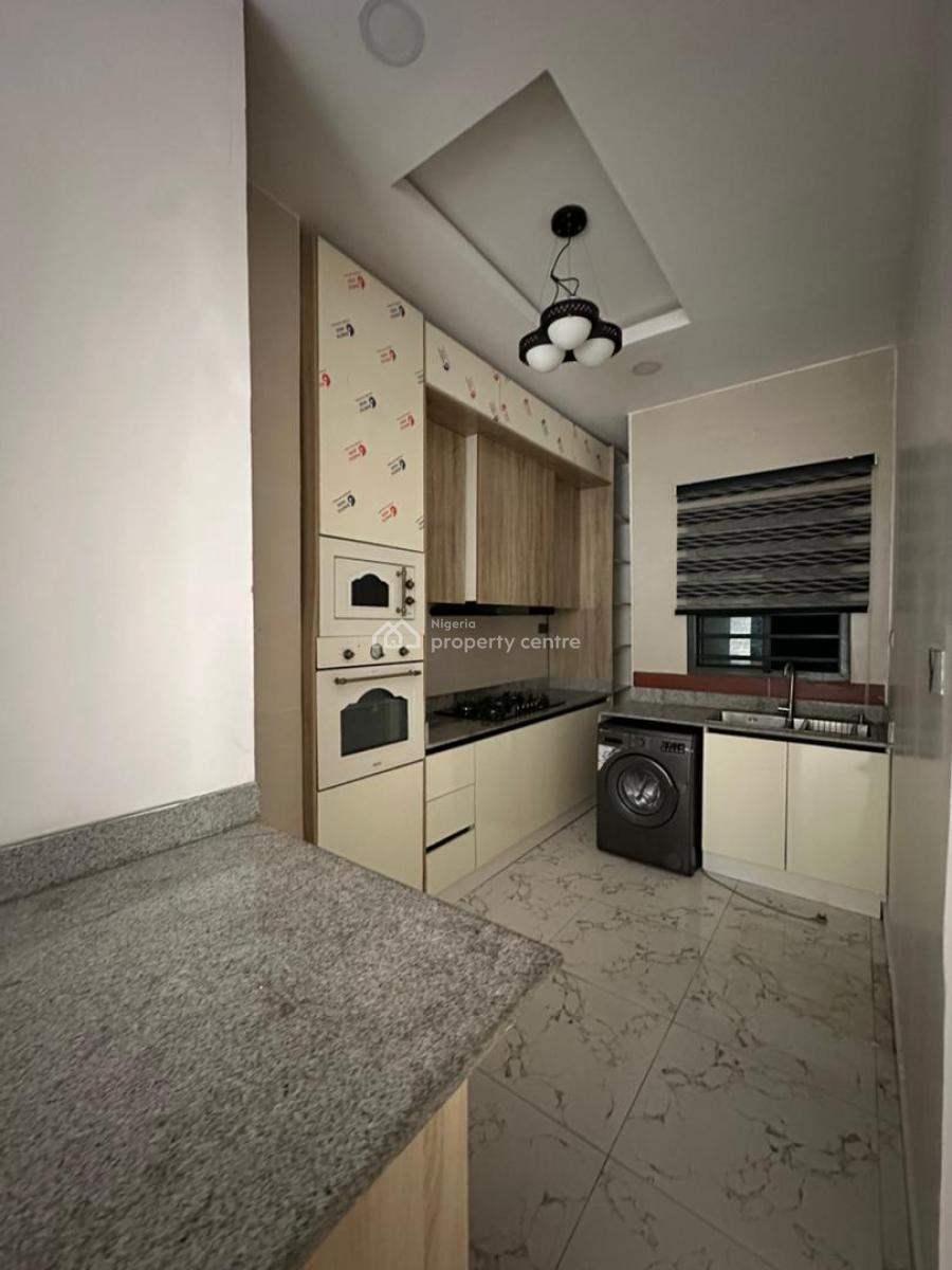 Tastefully Design 2bedroom Apartment with Exquisite Features, Chevron, Lekki, Lekki, Lagos, Flat / Apartment for Sale