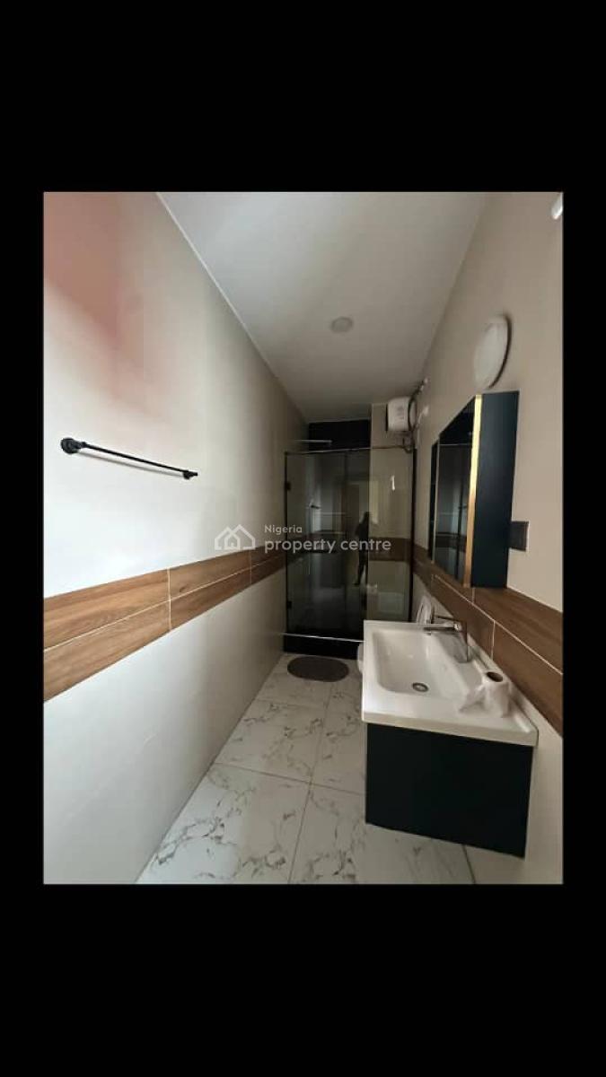 Tastefully Design 2bedroom Apartment with Exquisite Features, Chevron, Lekki, Lekki, Lagos, Flat / Apartment for Sale