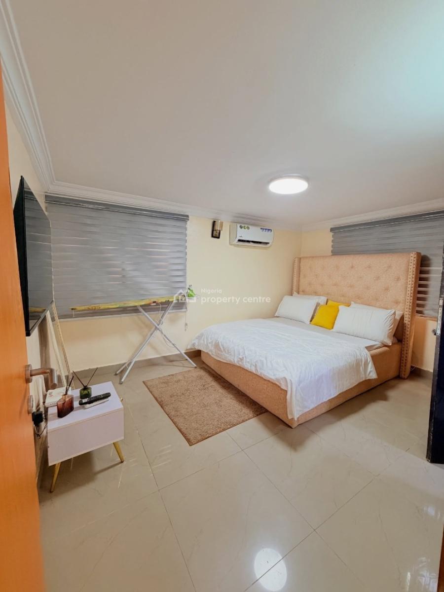 Lovely 2 Bedroom Apartment with Bq, Gra, Ikeja Gra, Ikeja, Lagos, Block of Flats for Sale