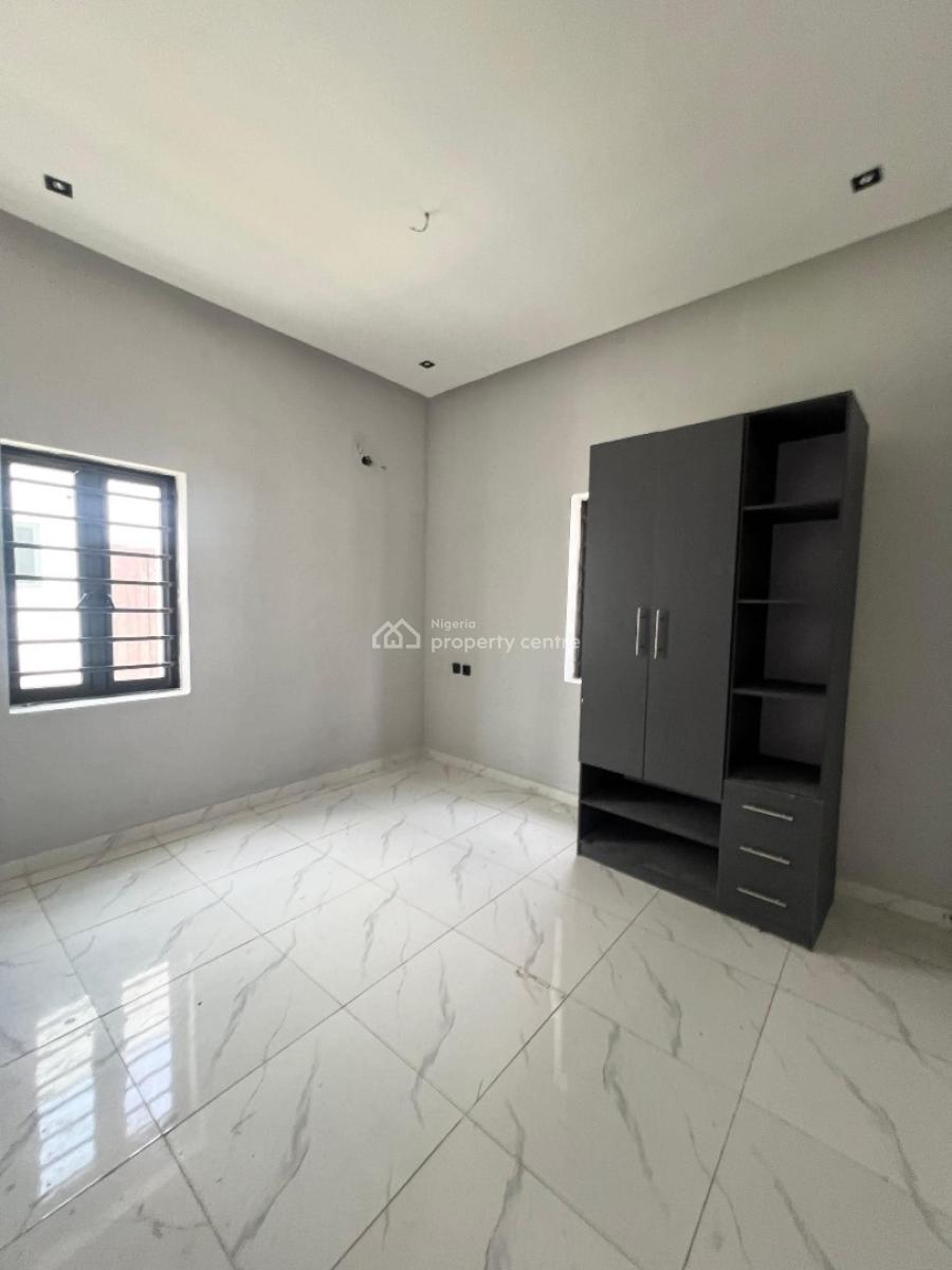 Luxury 2 Bedroom with Bq, Abraham Adesanya, Ajah, Lagos, Flat / Apartment for Rent