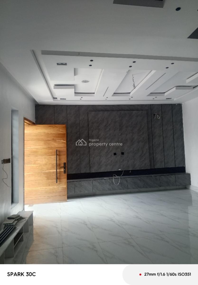 Luxury 4 Bedroom Terraced Duplex, Thomas Estate, Ajah, Lagos, Semi-detached Duplex for Sale