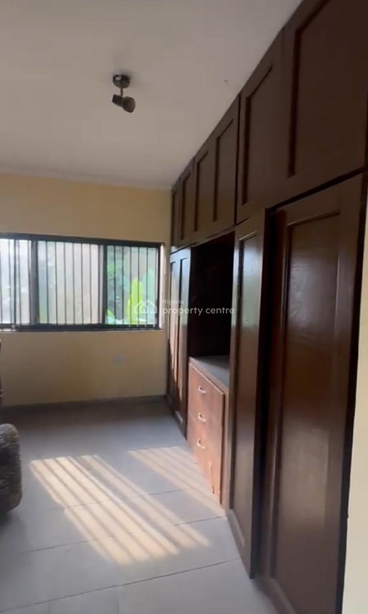 Spacious Bedroom with Wardrobe Inside a Shared Apartment { Video}, Asajon Royal Estate, Sangotedo, Ajah, Lagos, Self Contain (single Rooms) for Rent