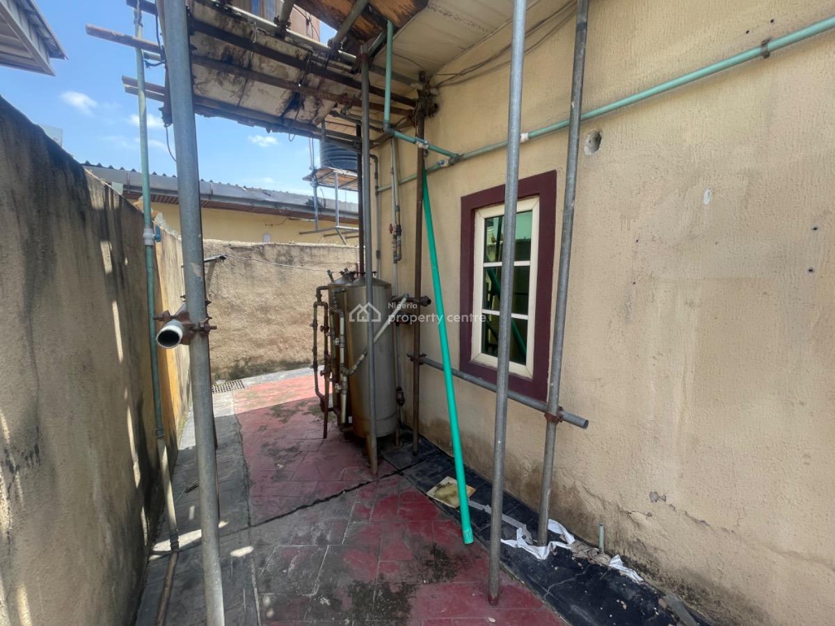 Stand Alone 3bedroom Bungalow with Bq, Off Adeniran Ogunsanya, Surulere, Lagos, Office Space for Rent