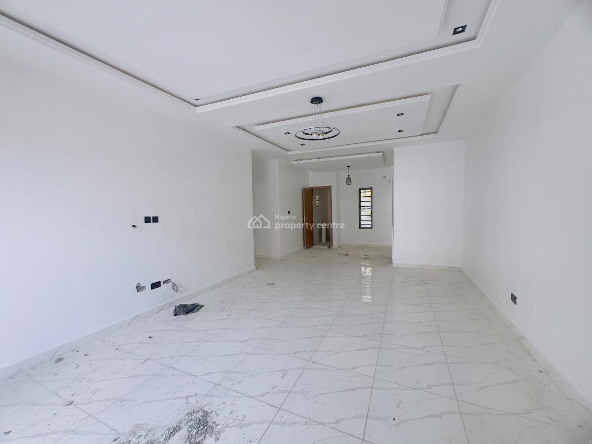 2bedroom Apartment, Lekki Phase 2, Lekki, Lagos, Flat / Apartment for Sale