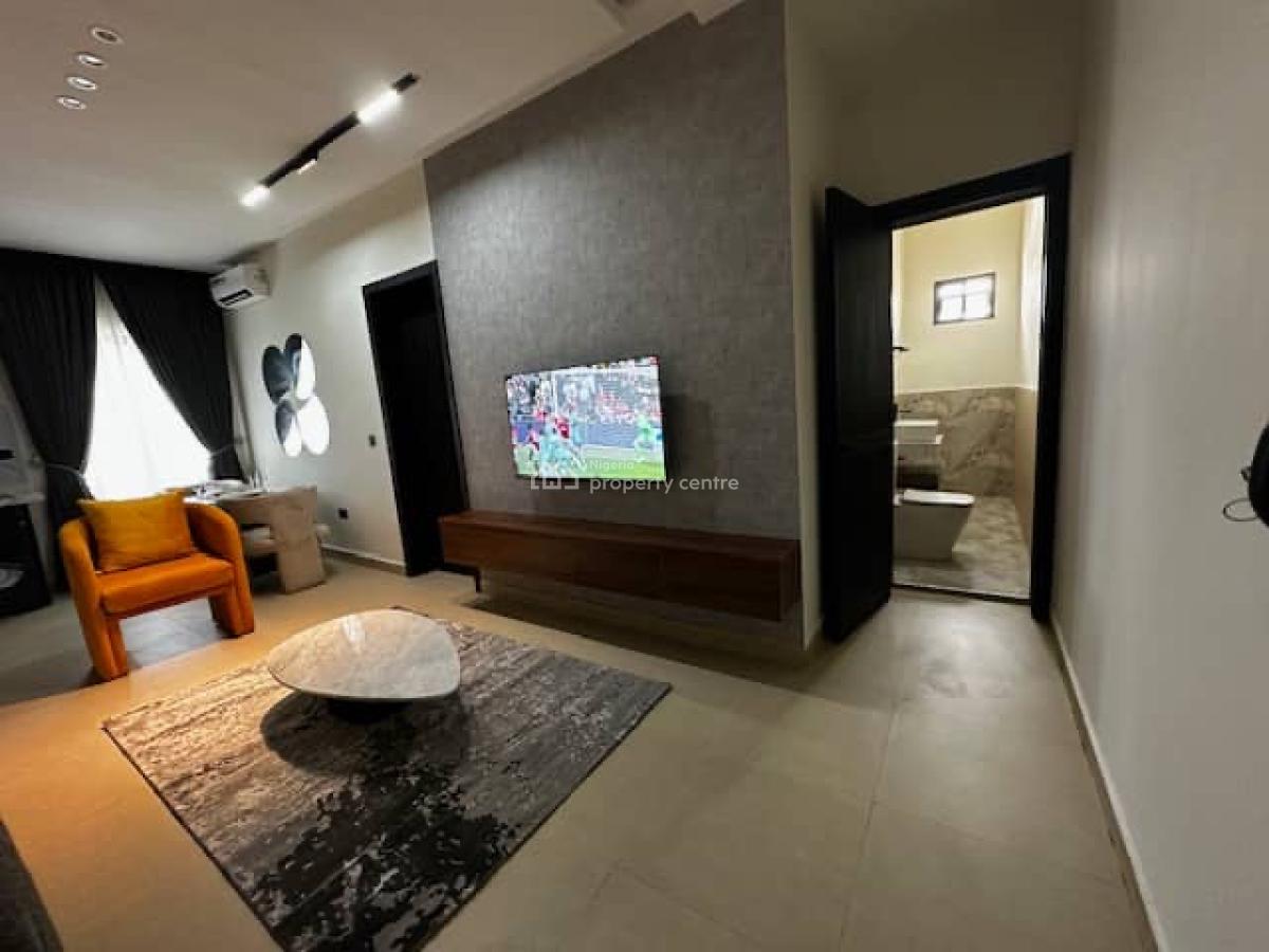 Premium One Bedroom Serviced Apartment with Pool in Lekki Phase 1, Olukayode Jacob Crescent, Lekki Phase 1, Lekki Phase 1, Lekki, Lagos, Mini Flat (room and Parlour) Short Let