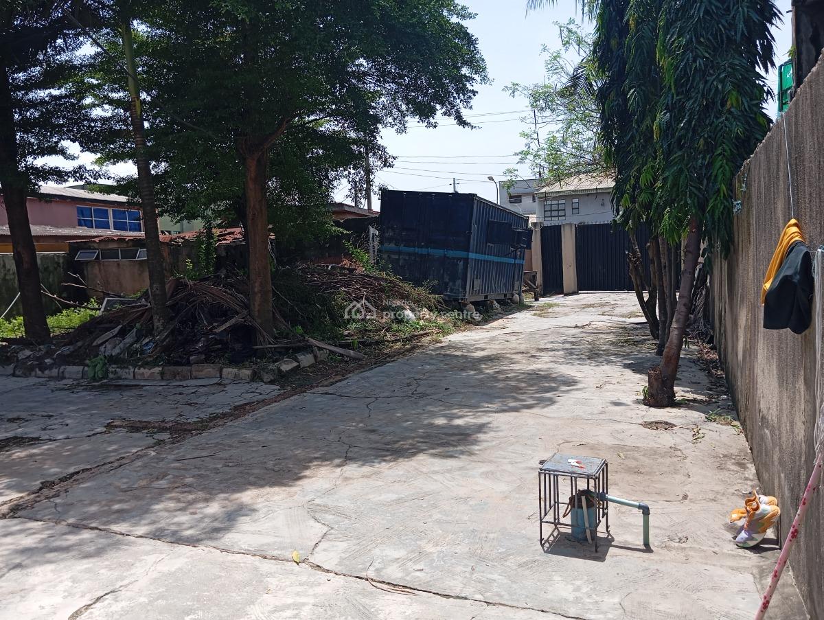 Full Plot of Land with 3bedroom Setback Bungalow, Agboyi Road Alapere Ketu Lagos, Alapere, Ketu, Lagos, Residential Land for Sale
