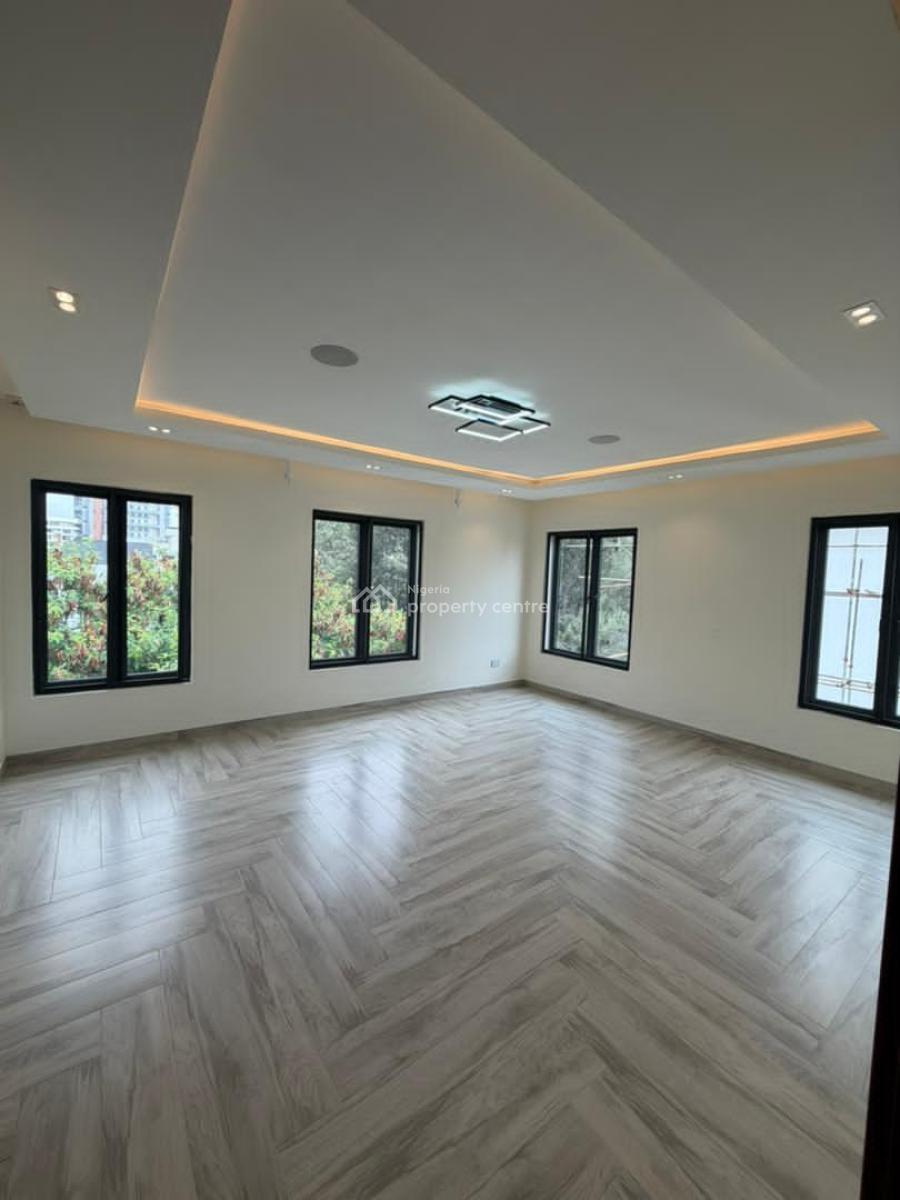 Spacious 5-bedroom Fully Detached House + Bq - Banana Island, Banana Island, Ikoyi, Lagos, Detached Duplex for Sale