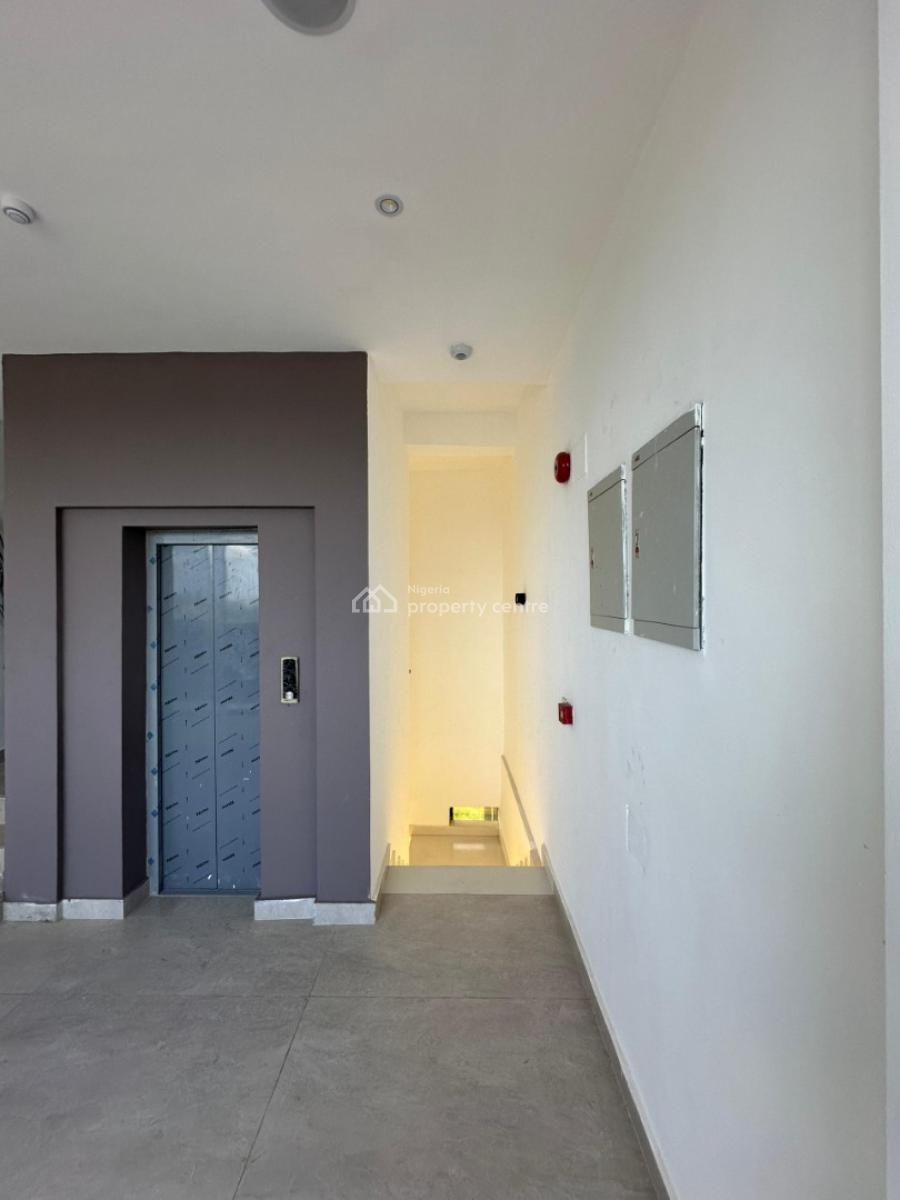 Well Maintained 4 Bedrooms Terrace House, Ikota, Lekki, Lagos, House for Sale