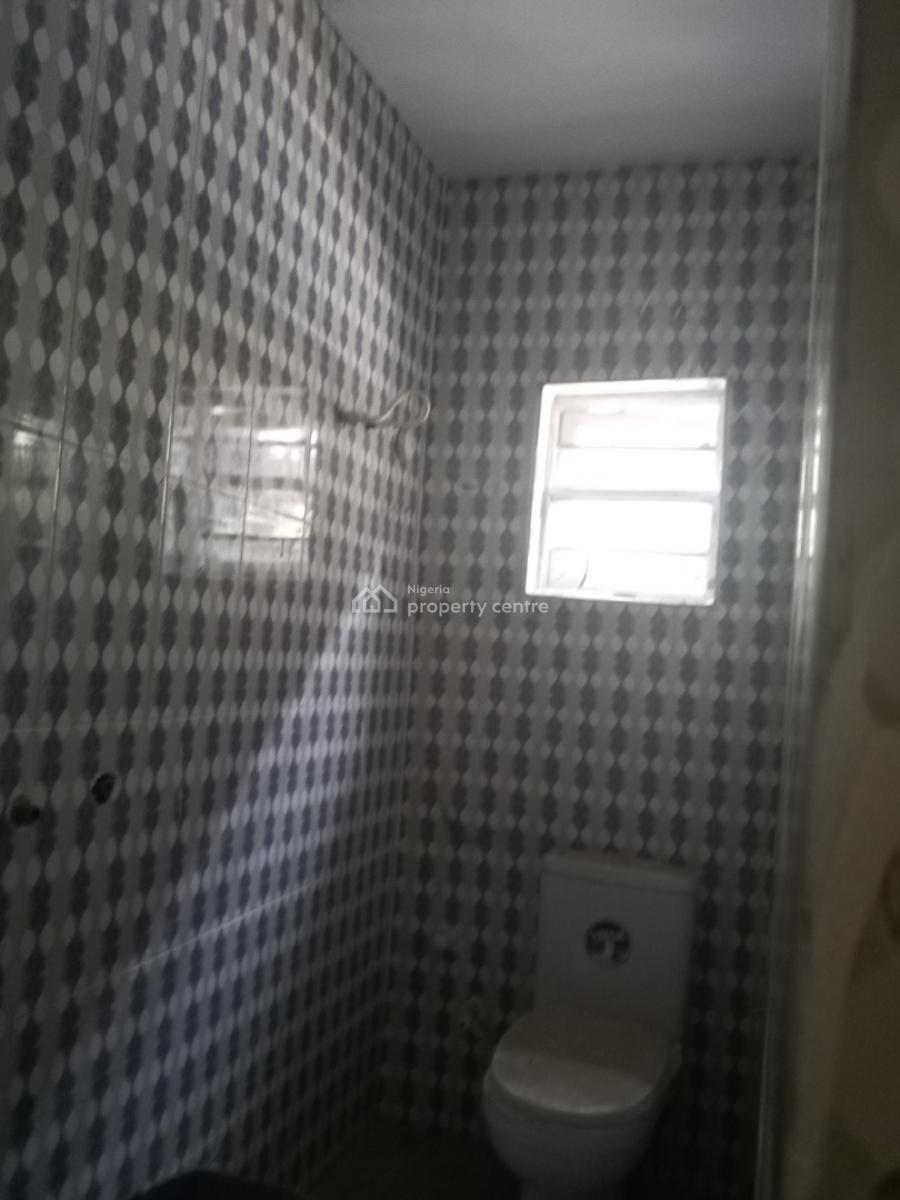 Newly Built 2 Bedroom, Aiyelegun Road Bucknor Estate, Isolo, Lagos, Flat / Apartment for Rent