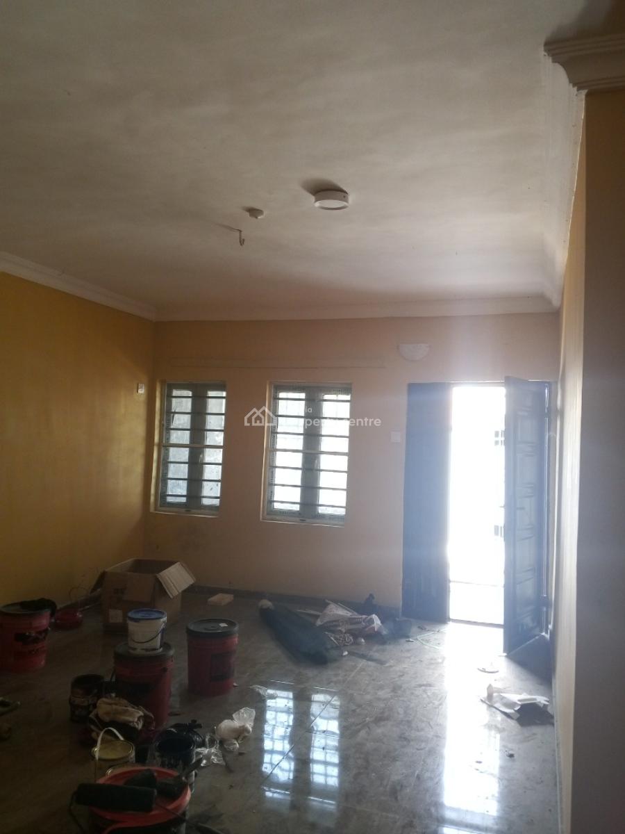 Newly Built 2 Bedroom, Aiyelegun Road Bucknor Estate, Isolo, Lagos, Flat / Apartment for Rent