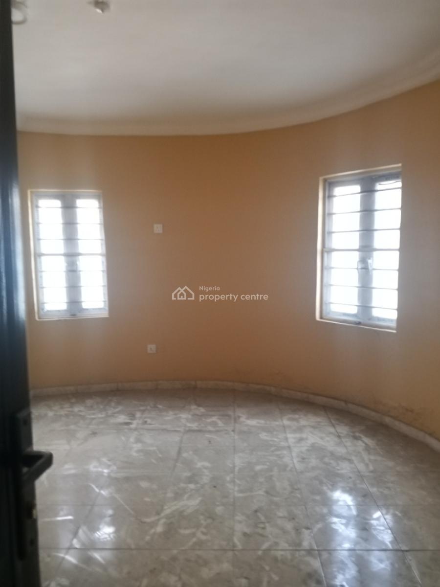 Newly Built 2 Bedroom, Aiyelegun Road Bucknor Estate, Isolo, Lagos, Flat / Apartment for Rent