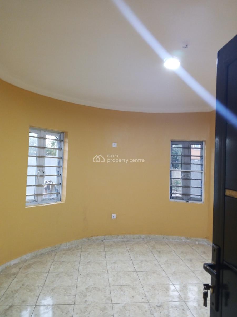 Newly Built 2 Bedroom, Aiyelegun Road Bucknor Estate, Isolo, Lagos, Flat / Apartment for Rent