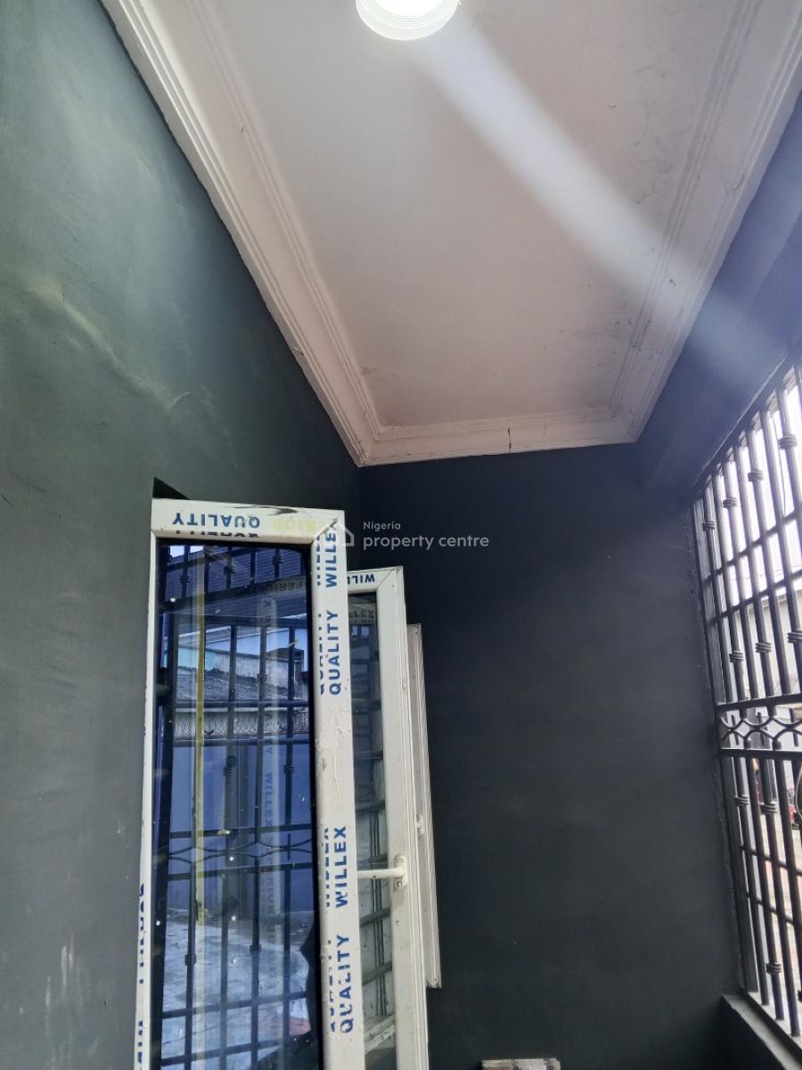 Newly Built 2 Bedroom, Aiyelegun Road Bucknor Estate, Isolo, Lagos, Flat / Apartment for Rent