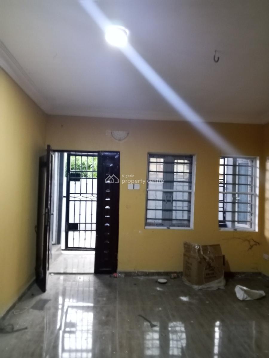 Newly Built 2 Bedroom, Aiyelegun Road Bucknor Estate, Isolo, Lagos, Flat / Apartment for Rent