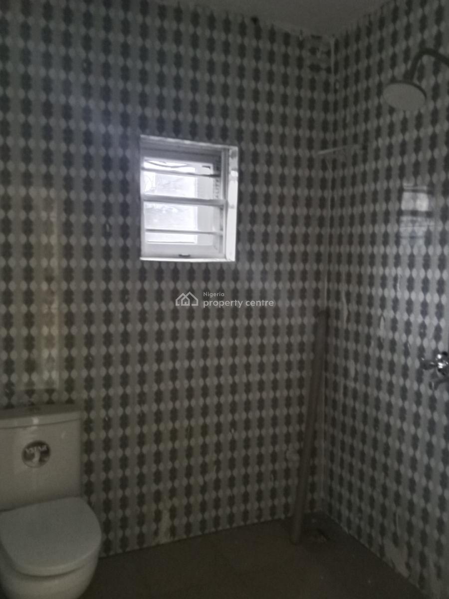 Newly Built 2 Bedroom, Aiyelegun Road Bucknor Estate, Isolo, Lagos, Flat / Apartment for Rent
