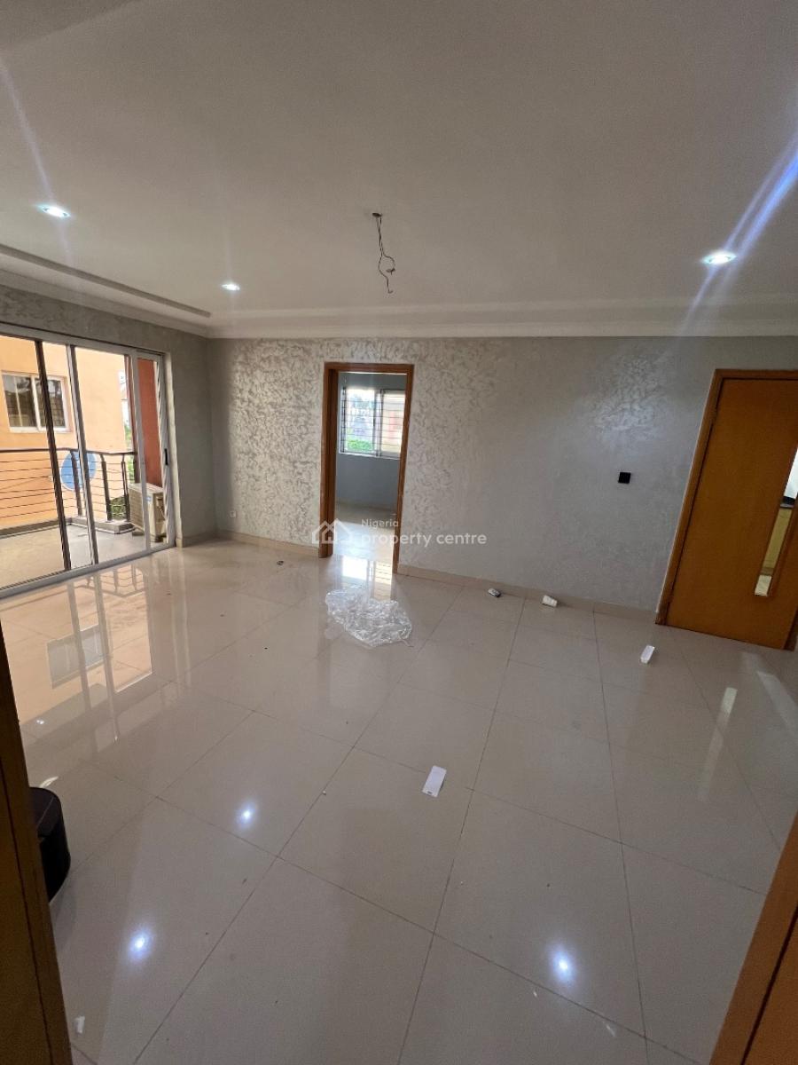 Very Beautiful 2-bedroom Maisonette-styled Flat in a High-end Environ., Lekki Phase 1, Lekki, Lagos, Flat / Apartment for Rent
