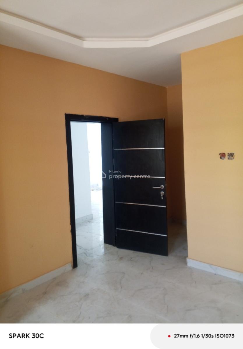 Spacious 2 Bedroom Apartment, Thomas Estate Ajah Lagos, Ajah, Lagos, Flat / Apartment for Rent