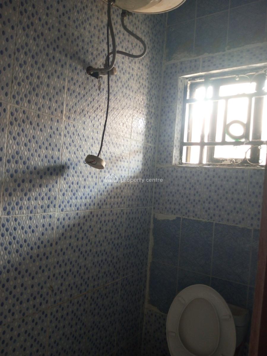 2 Bedroom Under Renovation, Badore, Ajah, Lagos, Flat / Apartment for Rent