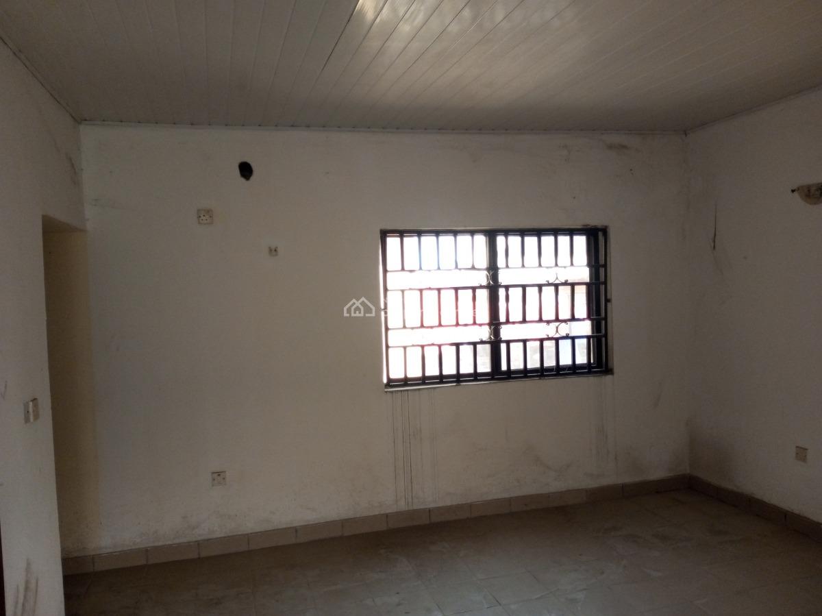 2 Bedroom Under Renovation, Badore, Ajah, Lagos, Flat / Apartment for Rent