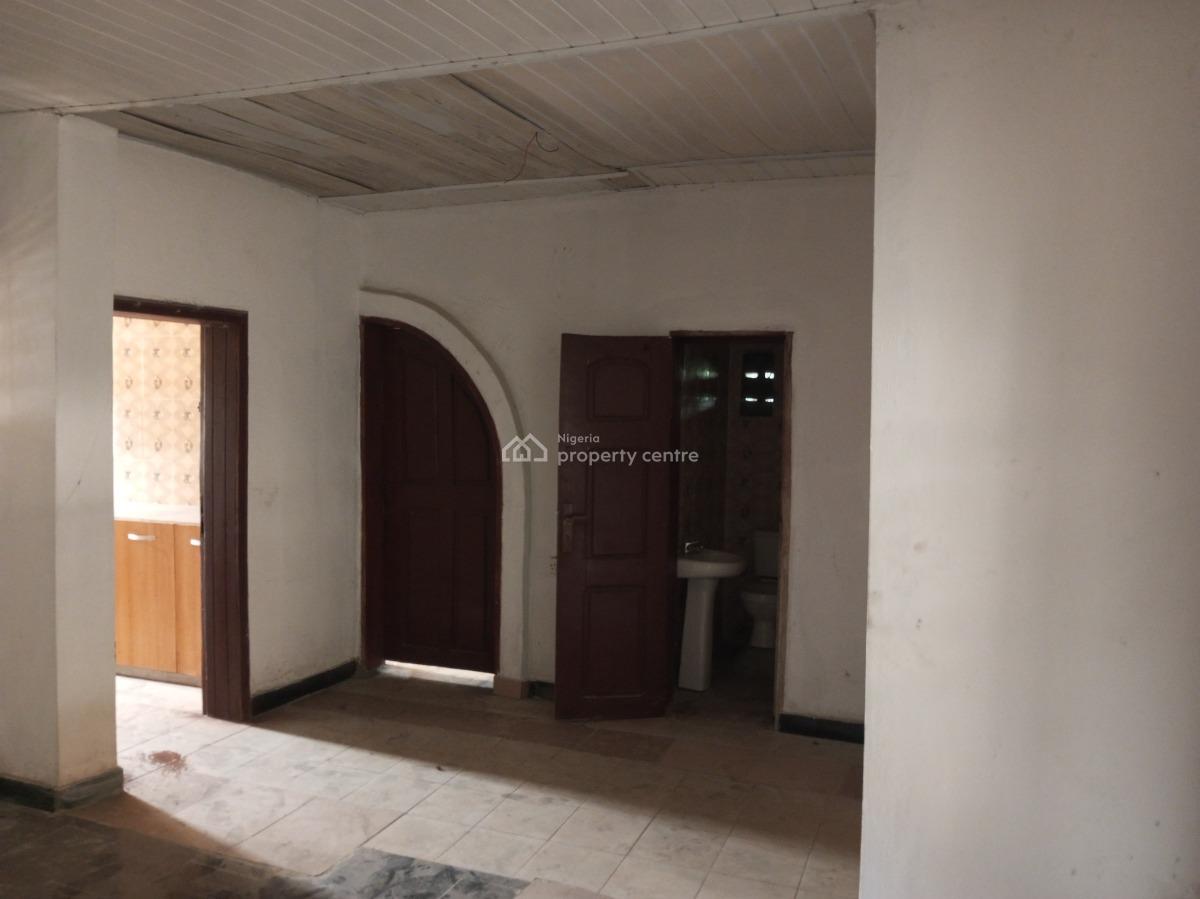2 Bedroom Under Renovation, Badore, Ajah, Lagos, Flat / Apartment for Rent