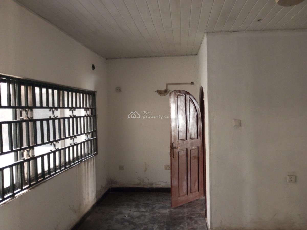 2 Bedroom Under Renovation, Badore, Ajah, Lagos, Flat / Apartment for Rent