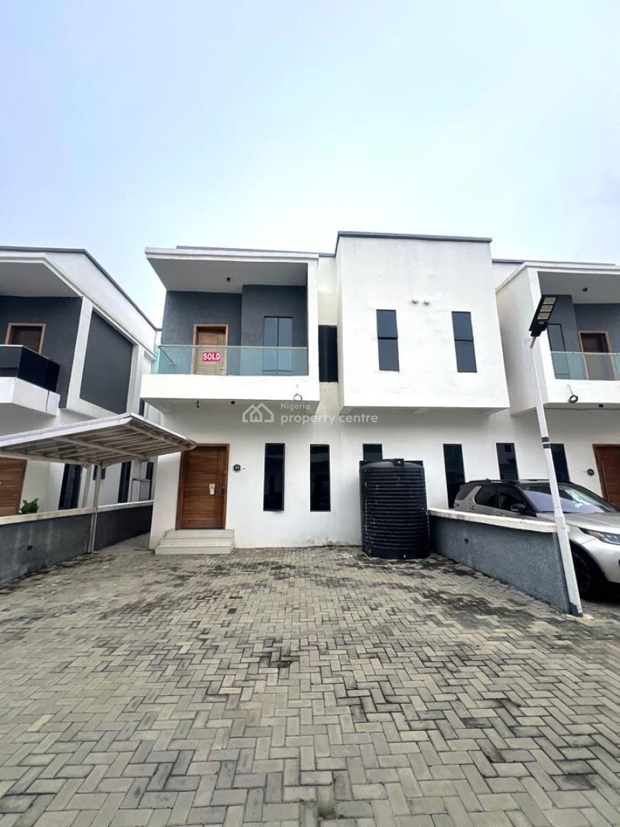 Contemporary 4-bedroom Semi-detached House with Bq, Vgc, Lekki, Lagos, Semi-detached Duplex for Sale
