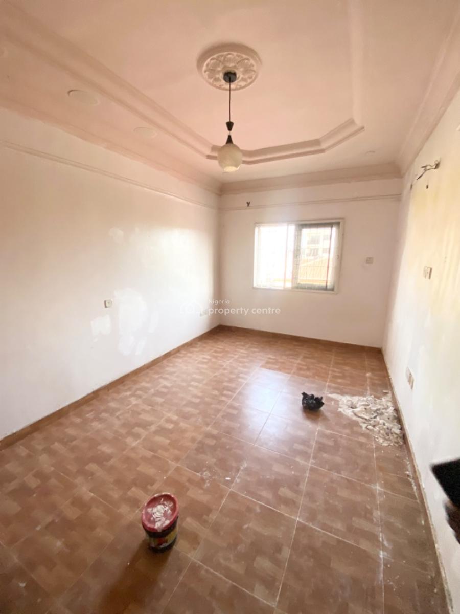 Newly Revamped Self Serviced Room Self Serviced in Lekki Phase 1, Off Freedom Way Lekki Phase 1, Lekki Phase 1, Lekki, Lagos, Flat / Apartment for Rent