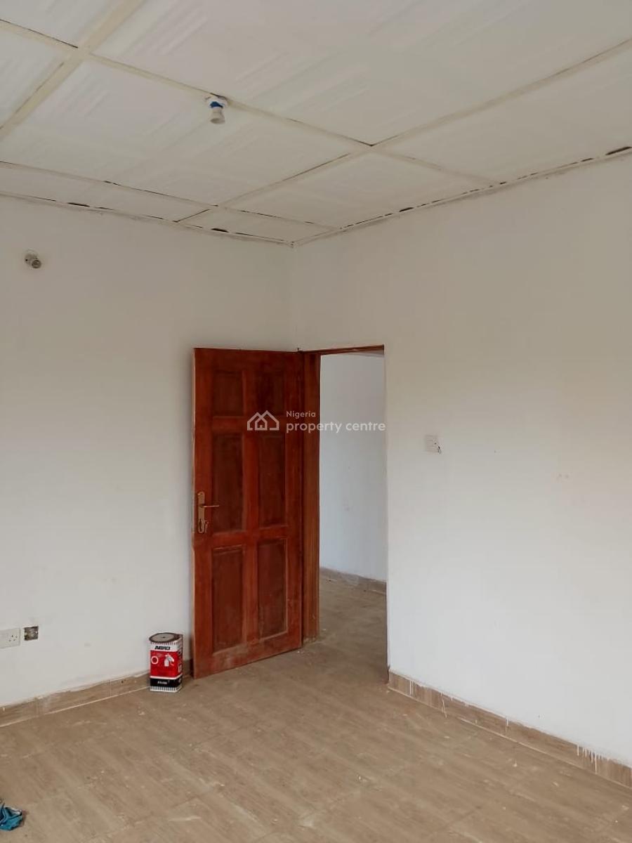 Brand New Room & Parlour Selfcon with Personal Prepaid Meter!, Adamo Road, Isiu, Ikorodu, Lagos, Flat / Apartment for Rent