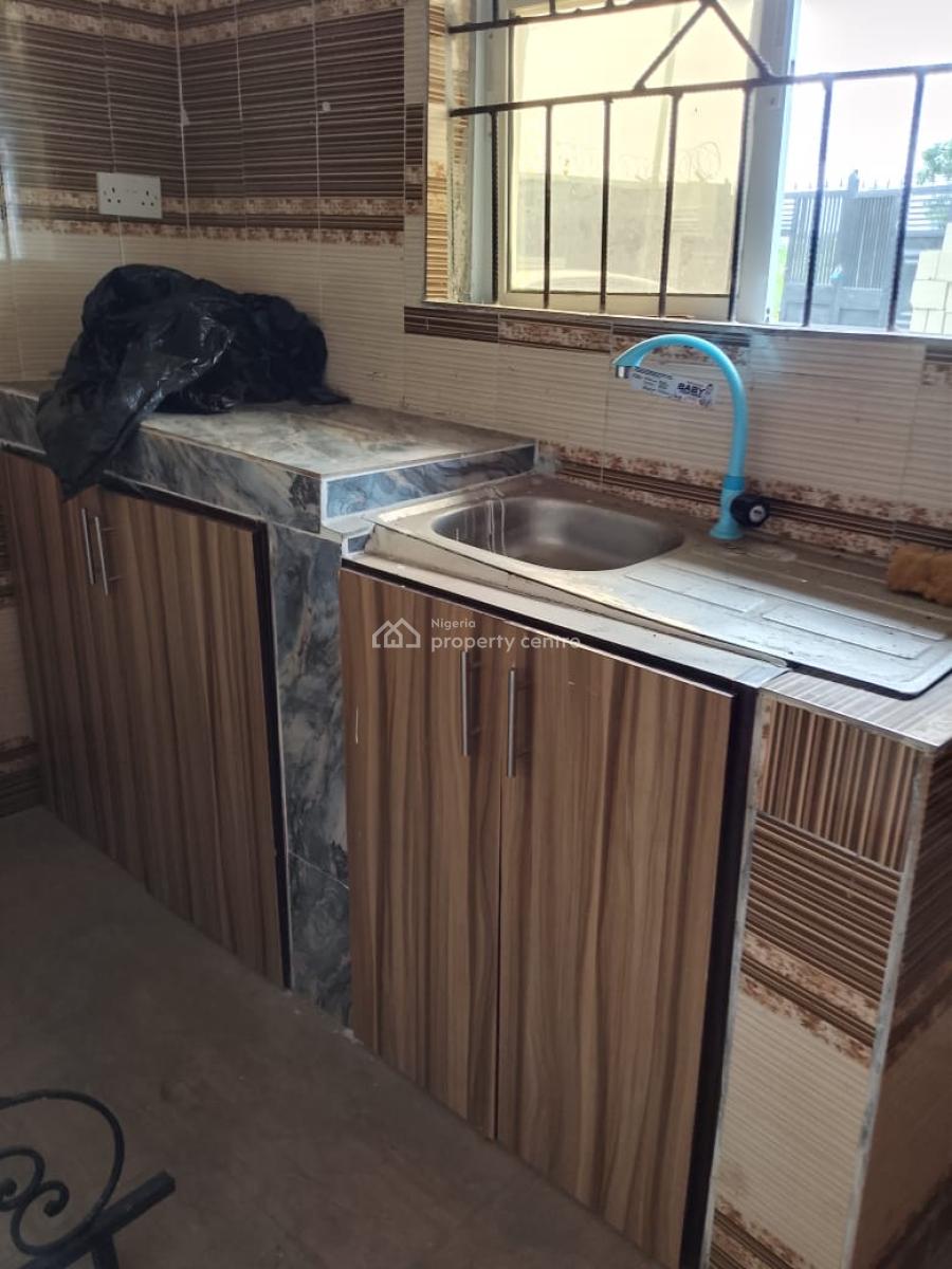 Brand New Room & Parlour Selfcon with Personal Prepaid Meter!, Adamo Road, Isiu, Ikorodu, Lagos, Flat / Apartment for Rent