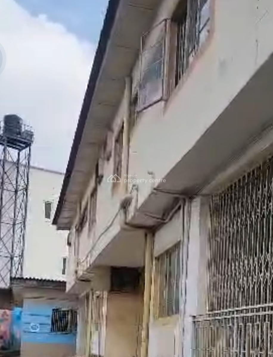 Wings of 5 Bedrooms Duplex  with 2 Rooms Bq Each., Oasic Estate Mende Maryland, Maryland, Lagos, Detached Duplex for Rent