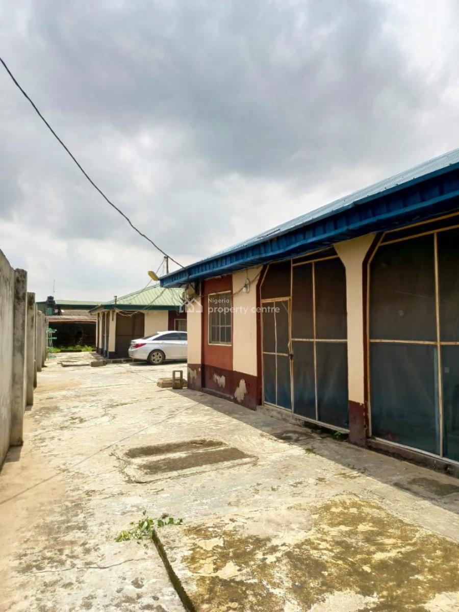2 Units Bungalow, Hammadia Bus Stop Off Abeokuta Express Way, Ojokoro, Ifako-ijaiye, Lagos, House for Sale