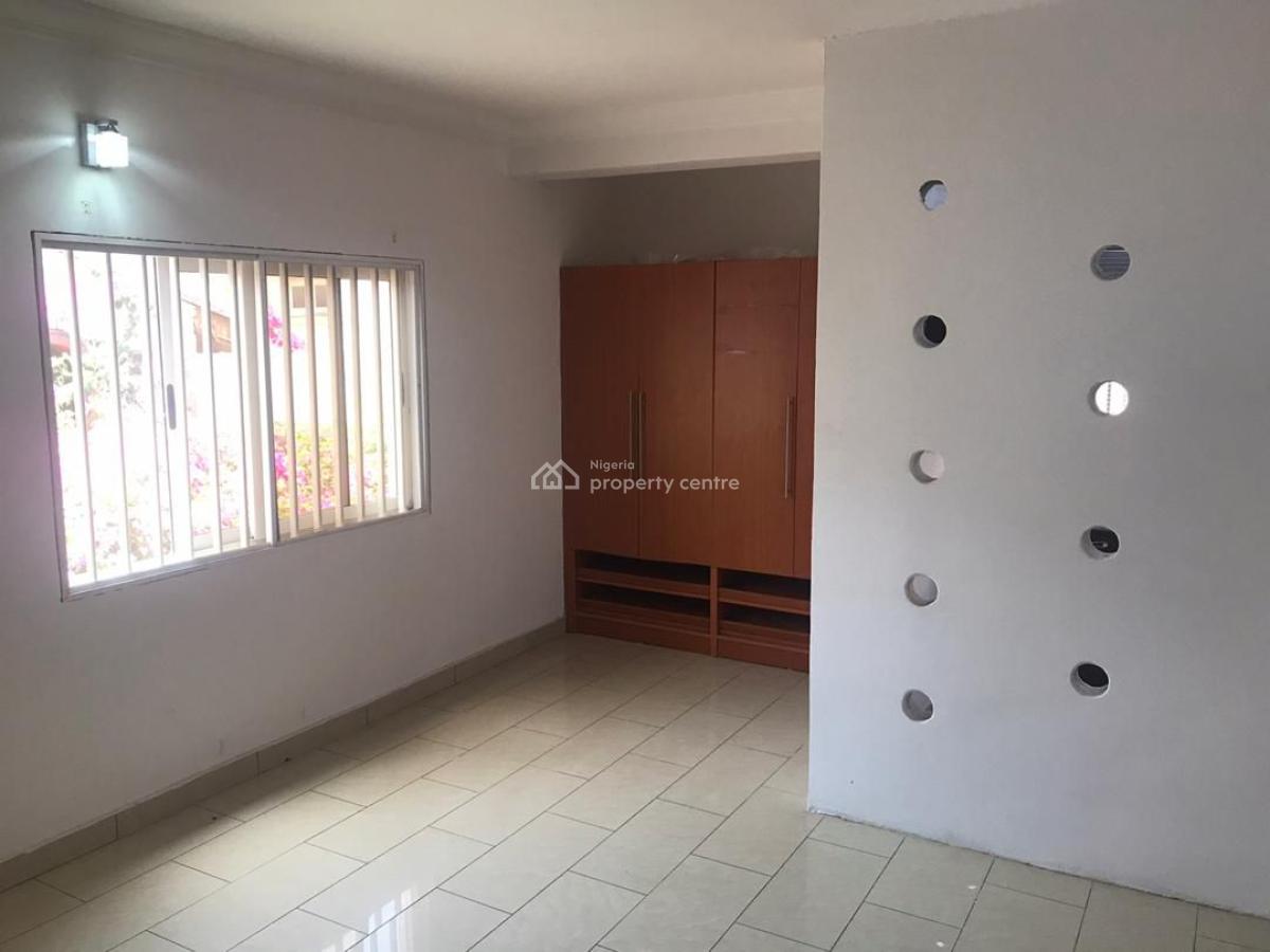 Executive Super Big Serviced Studio Apartment, Off Admiralty Way, Lekki Phase 1, Lekki, Lagos, Self Contain (single Rooms) for Rent