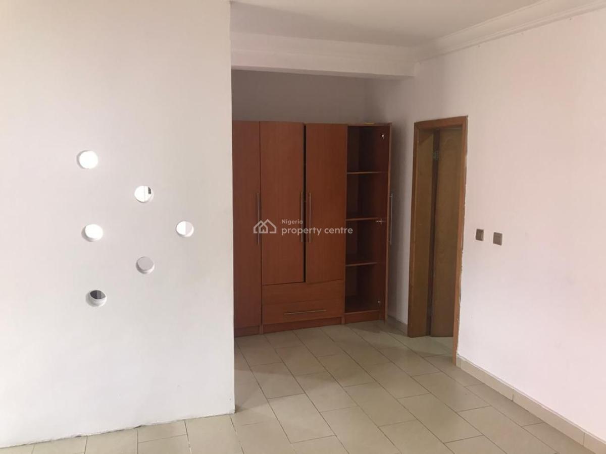 Executive Super Big Serviced Studio Apartment, Off Admiralty Way, Lekki Phase 1, Lekki, Lagos, Self Contain (single Rooms) for Rent