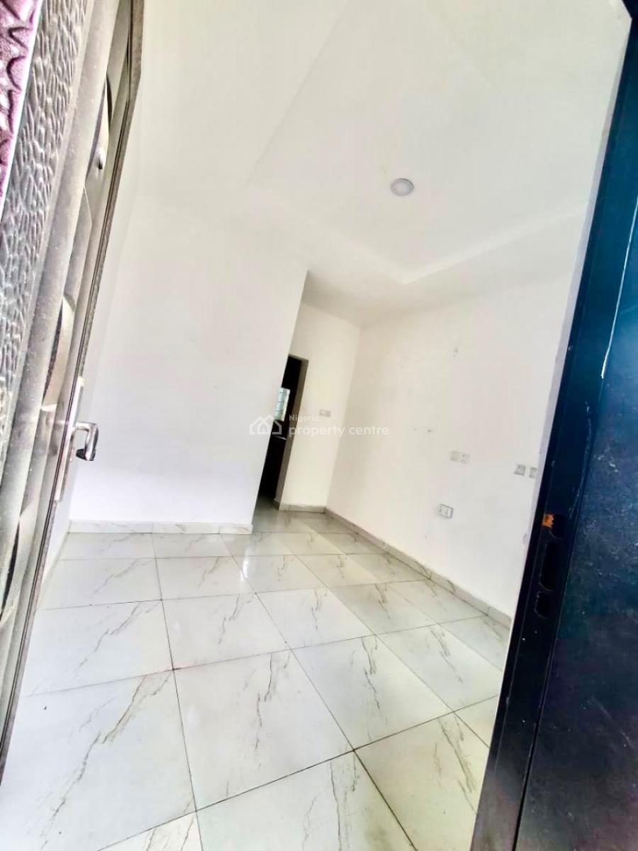 Very Spacious Selfcontained Apartment, Awoyaya, Ibeju Lekki, Lagos, Self Contain (single Rooms) for Rent