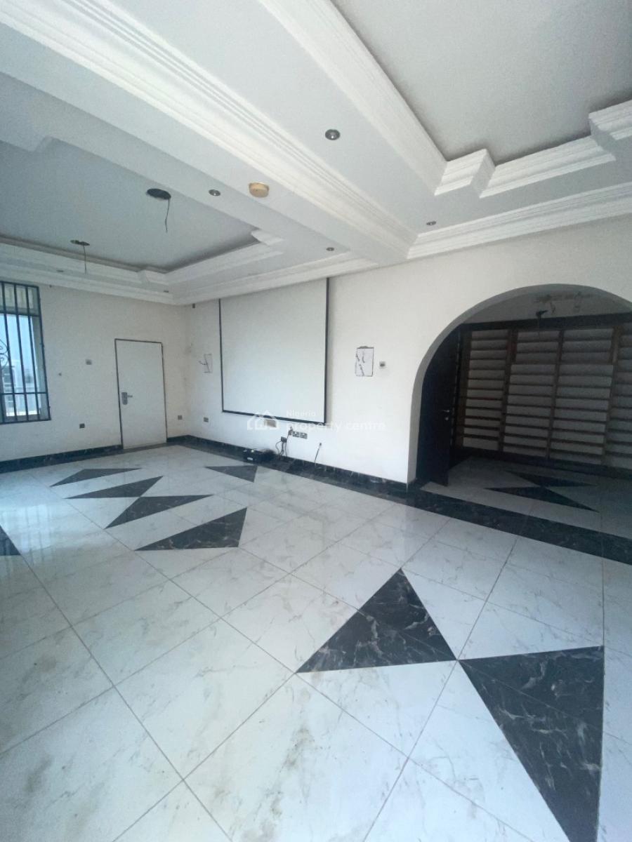 5 Bedroom Detached House with 2 Room Bq, Off Isaac John Street, Ikeja Gra, Ikeja, Lagos, Detached Duplex for Rent